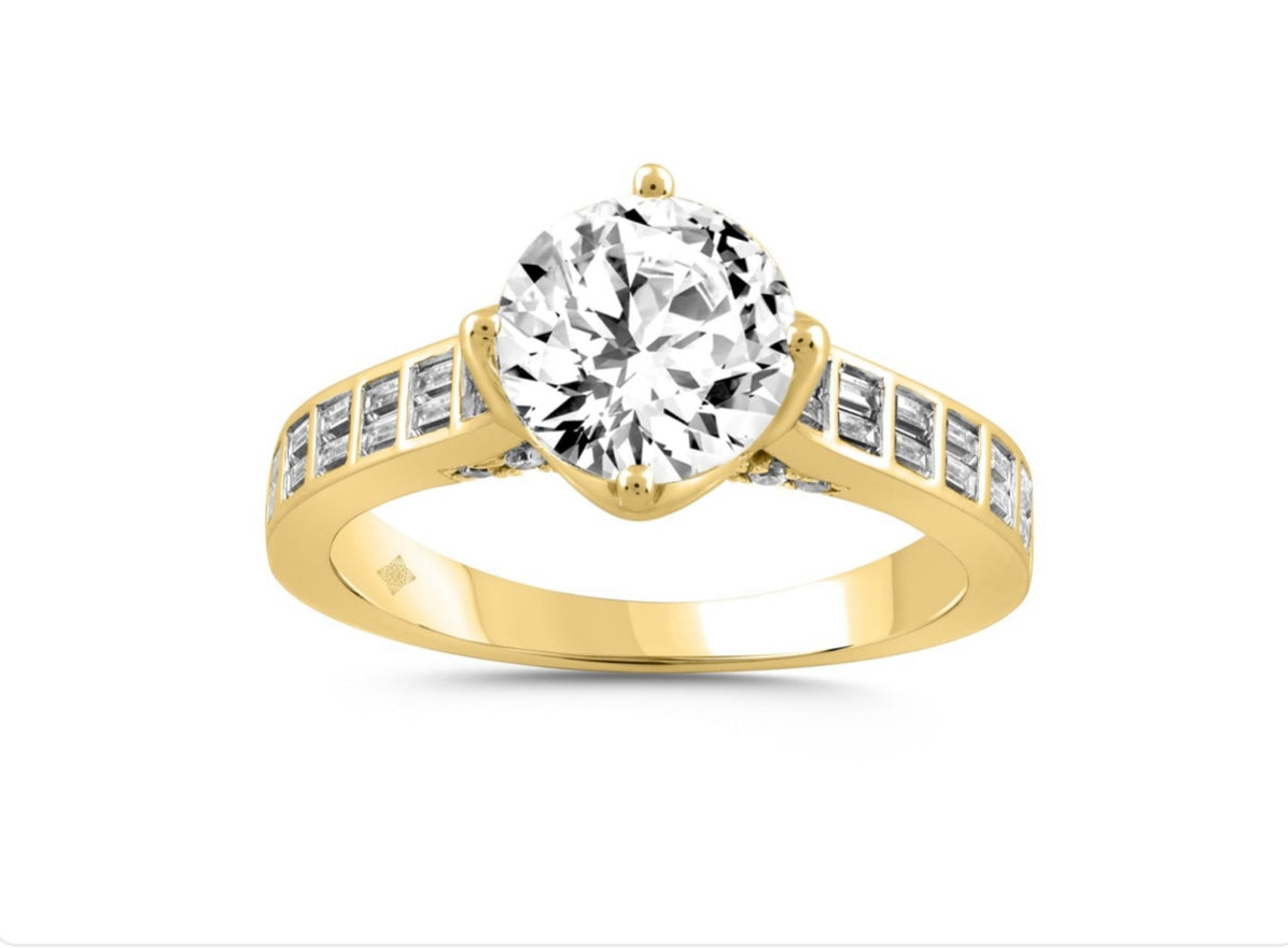 LADIES RING 2 1/2CT ROUND/BAGUETTE DIAMOND 14K YELLOW GOLD (CENTER STONE ROUND DIAMOND 2CT )