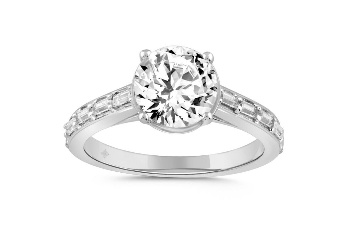 LADIES RING 2 1/4CT ROUND/BAGUETTE DIAMOND 14K WHITE GOLD (CENTER STONE ROUND DIAMOND 2CT )