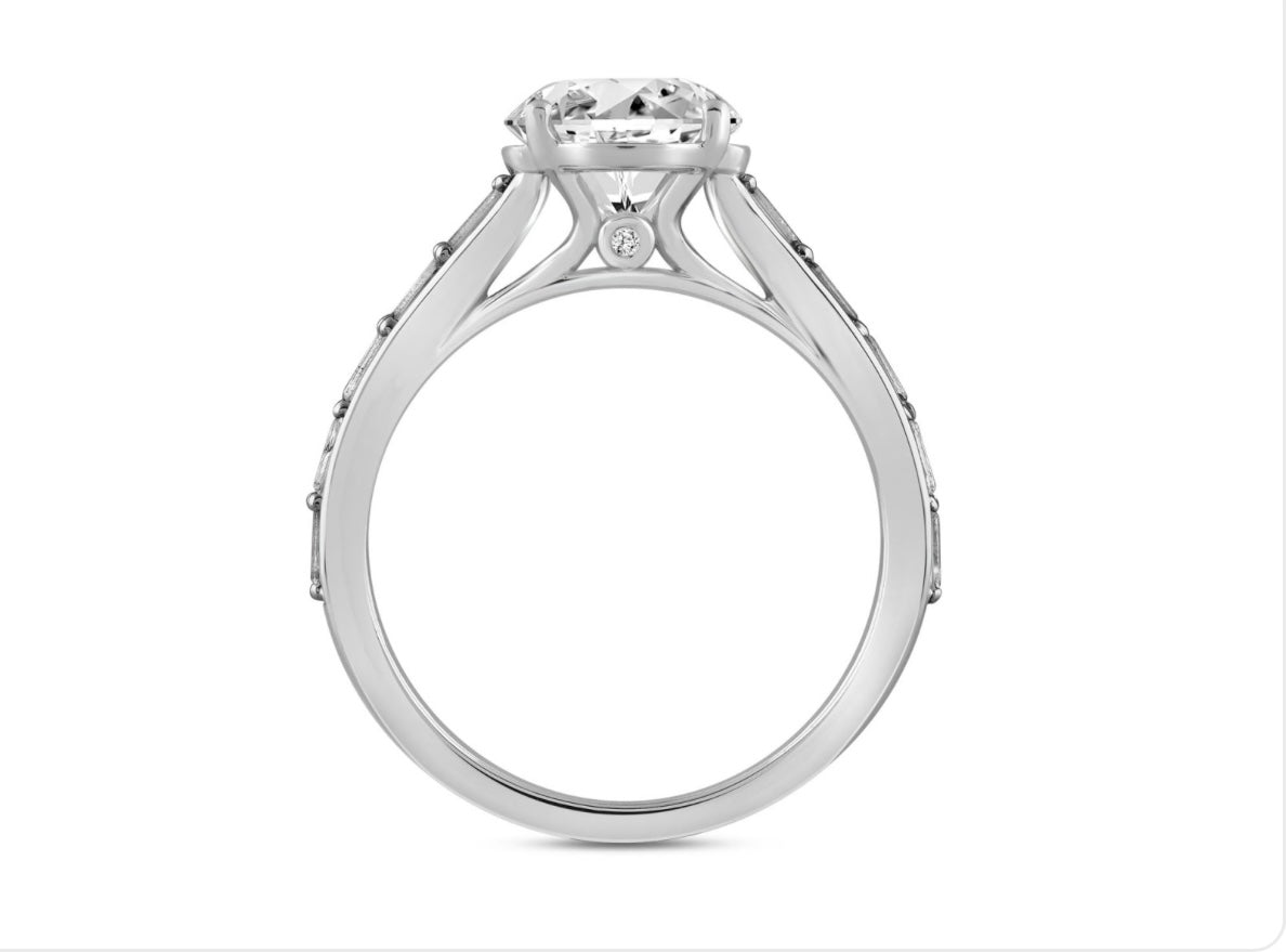 LADIES RING 2 1/4CT ROUND/BAGUETTE DIAMOND 14K WHITE GOLD (CENTER STONE ROUND DIAMOND 2CT )