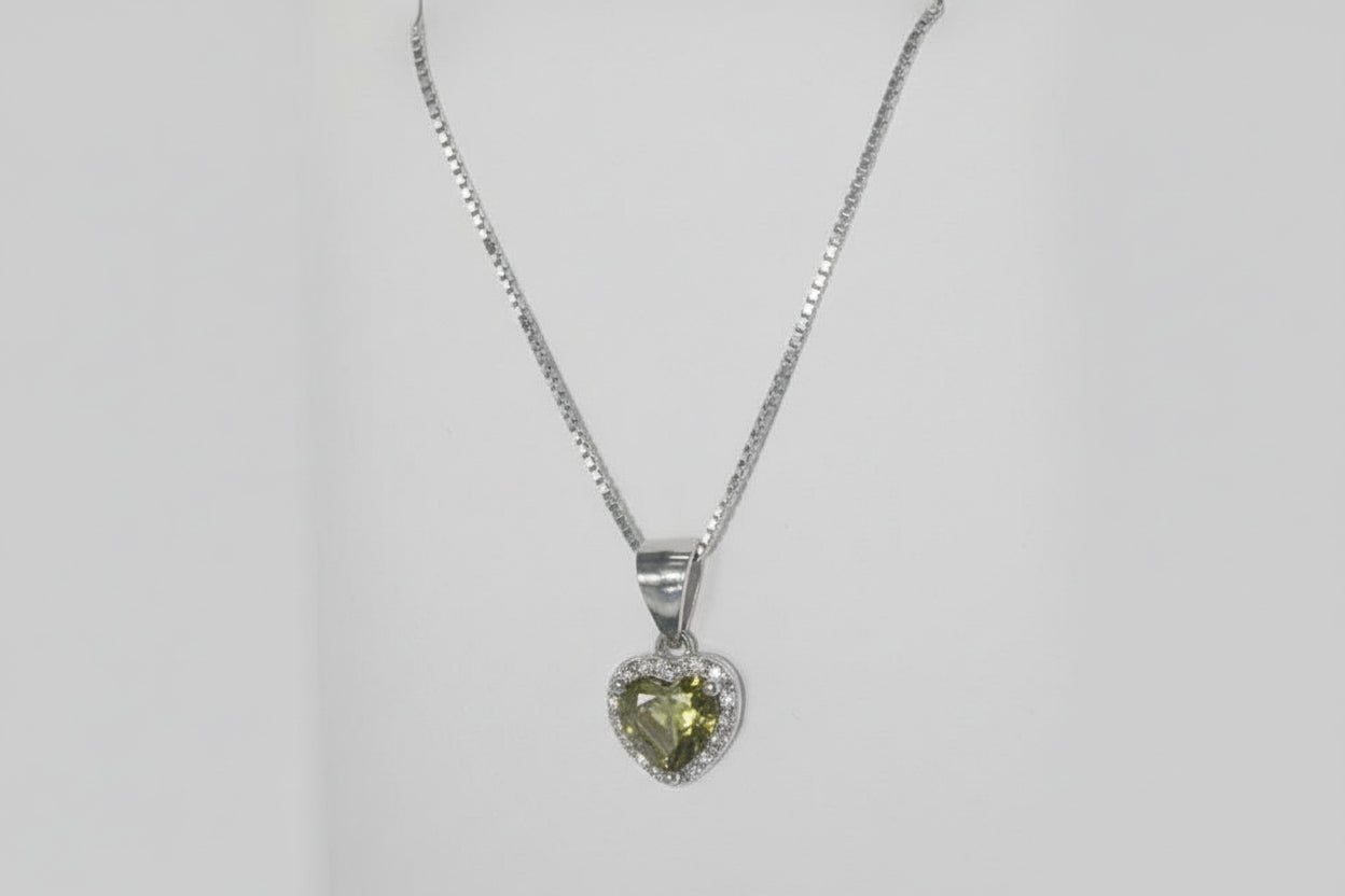 925 Silver Peridot Heart Necklace cz