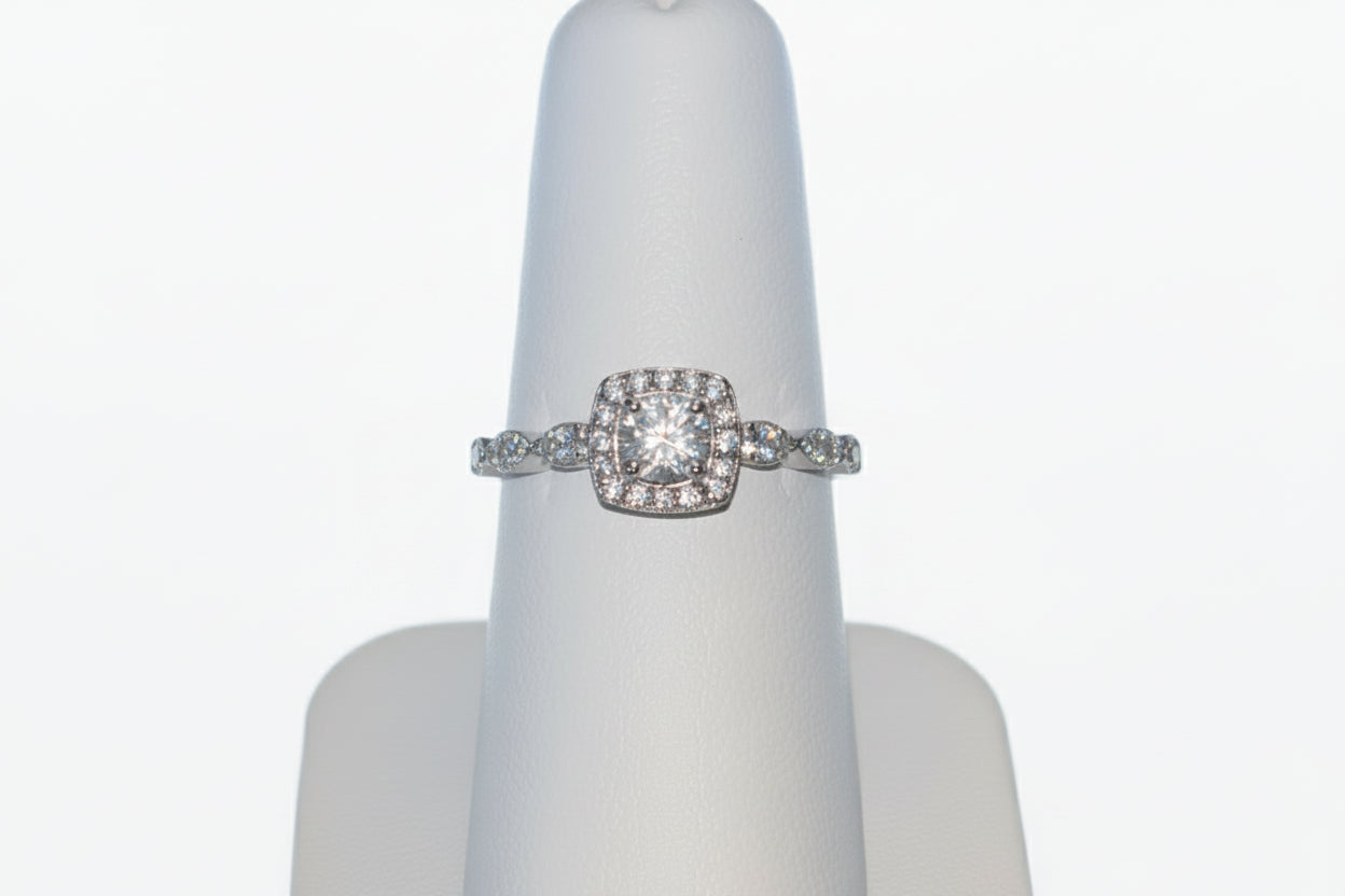 925 Silver Princess Cut with Round Center Ring cz