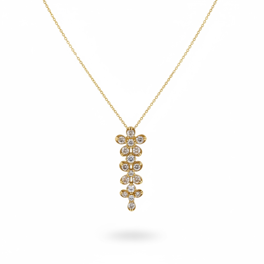 10KT Gold 0.50CTW Diamond Flower Necklace
