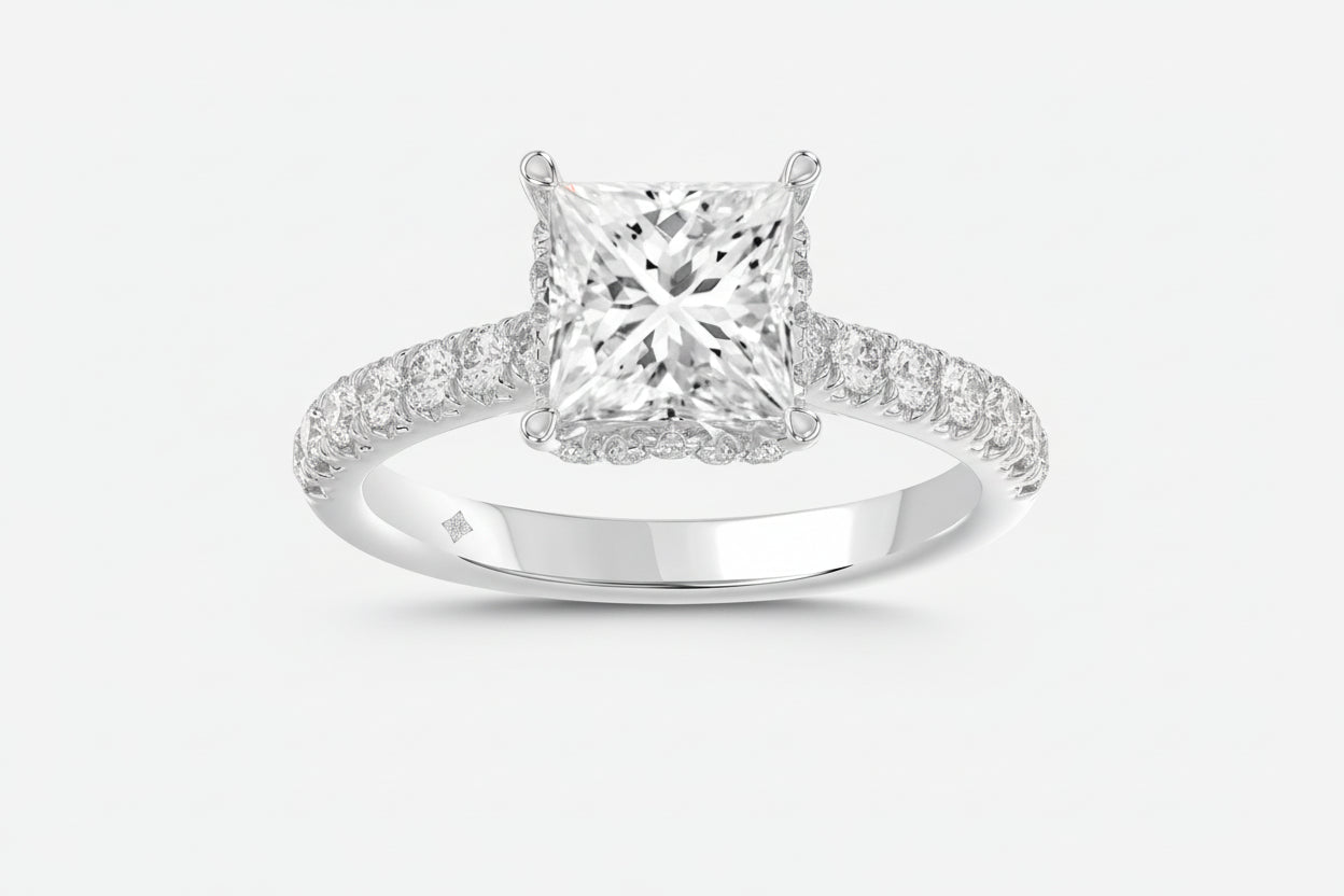 LADIES RING 2 1/2CT ROUND/PRINCESS DIAMOND 14K WHITE GOLD (CENTER STONE PRINCESS DIAMOND 2CT )