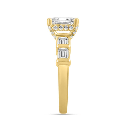 LADIES RING 3 1/4CT ROUND/EMERALD DIAMOND 14K YELLOW GOLD (CENTER STONE EMERALD DIAMOND 2.00CT)