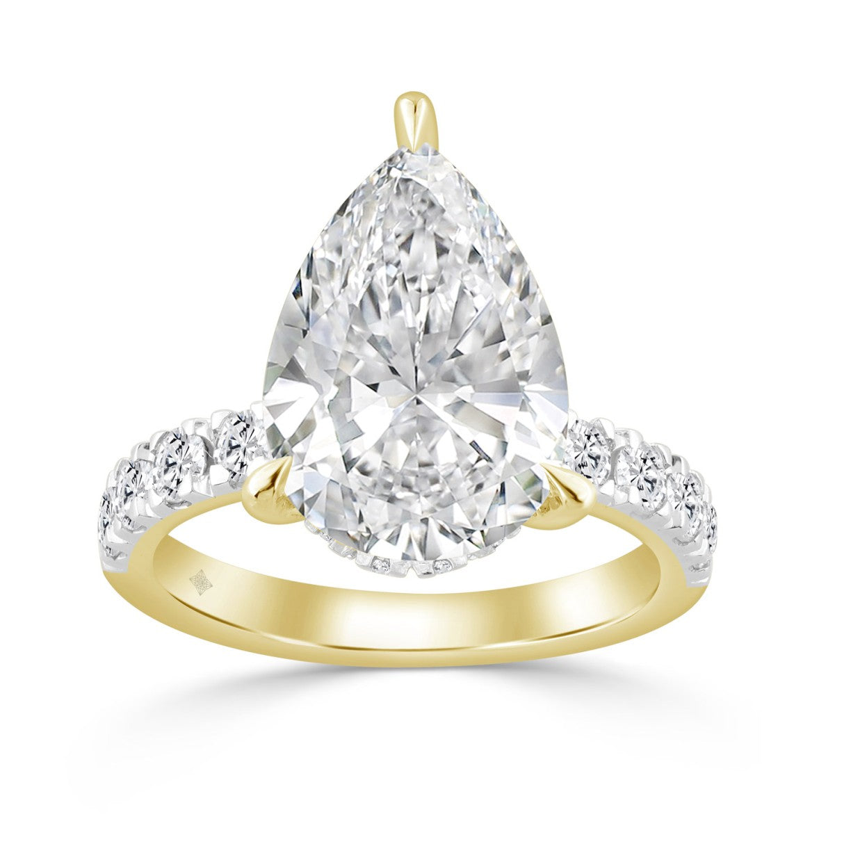 14K YELLOW GOLD 3 1/2CT ROUND/PEAR DIAMOND LADIES RING (CENTER STONE PEAR DIAMOND 3CT)