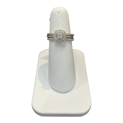 10k Yellow Gold Cushion Cut Three Band DIAMOND 0.25CTW Cluster Ring