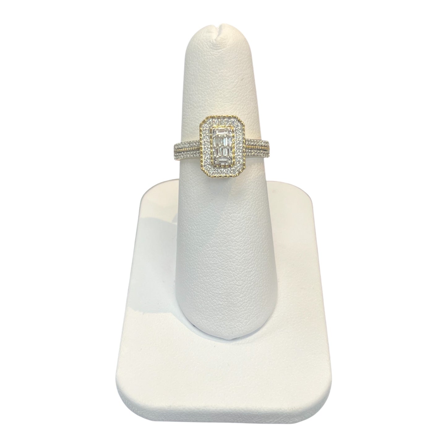10k Yellow Gold Emerald Cluster DIAMOND 0.37CTW Ring