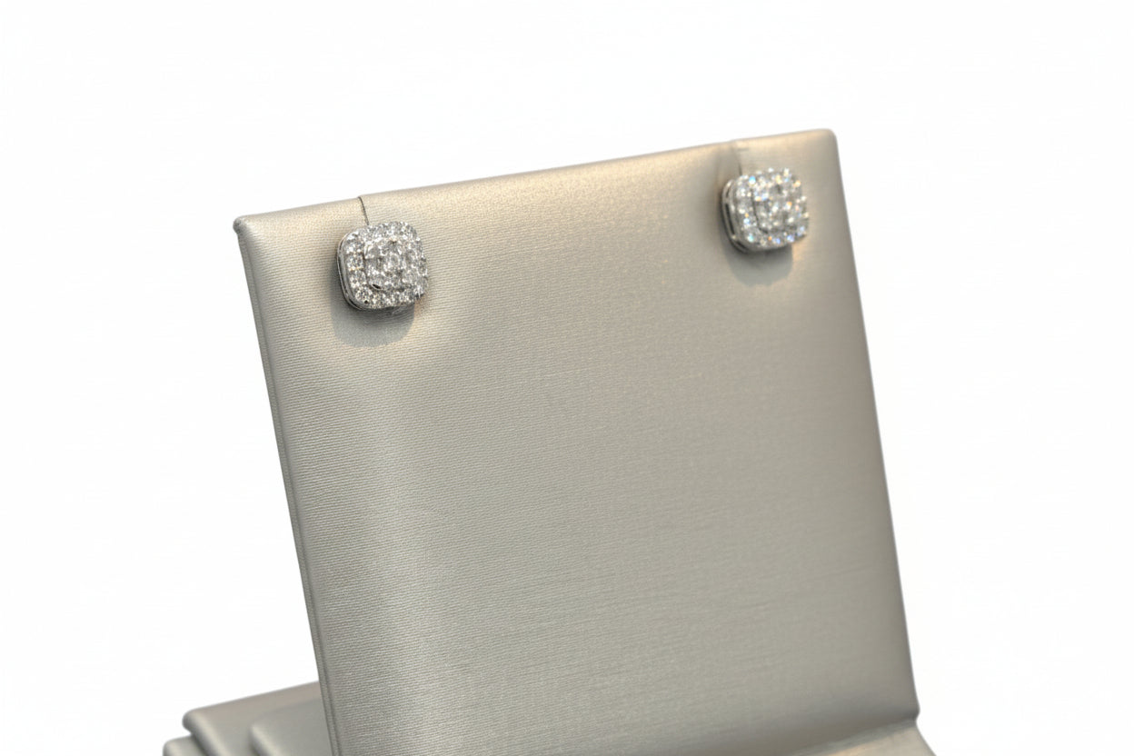 10k Yellow Gold Cushion Cut Cluster DIAMOND 0.35CTW