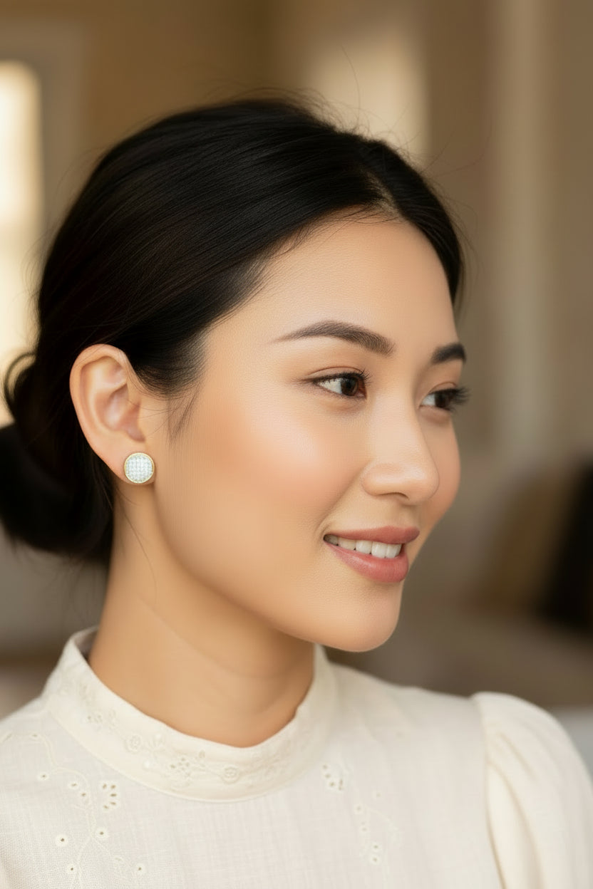 10k Yellow Gold Round Cluster DIAMOND 0.20CTW Studs