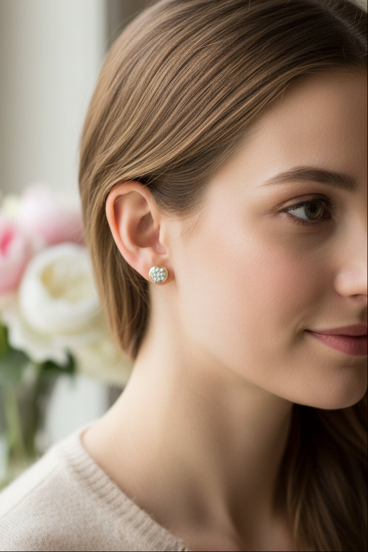 10k Yellow Gold Round RIAMOND 0.05CTW Studs