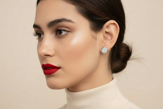 10k White Gold Round Cluster DIAMOND 0.15CTW Studs