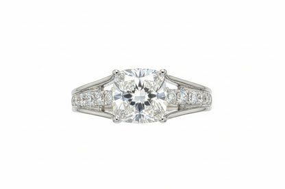 14K WHITE GOLD 2 1/2CT ROUND/CUSHION DIAMOND LADIES RING (CENTER STONE CUSHION DIAMOND 2CT)