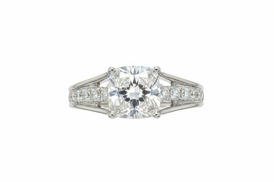 14K WHITE GOLD 2 1/2CT ROUND/CUSHION DIAMOND LADIES RING (CENTER STONE CUSHION DIAMOND 2CT)