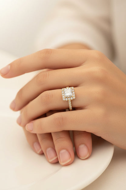 LADIES RING 1 1/2CT ROUND/PRINCESS DIAMOND 14K YELLOW GOLD (CENTER STONE PRINCESS DIAMOND 1CT)