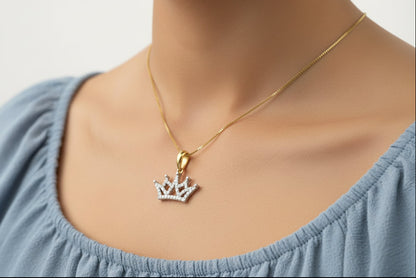 10k Yellow Gold Crown DIAMOND 0.18CTW Necklace