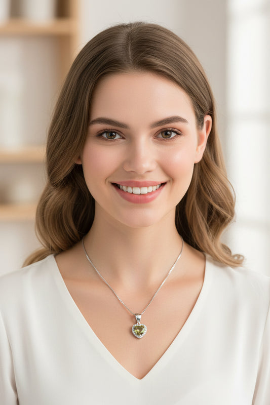 925 Silver Peridot Heart Necklace cz