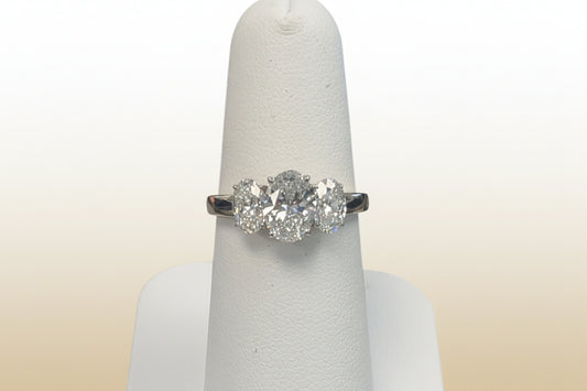 14k Yellow Gold  LAB Oval/Oval side diamond Ring (Center Oval DIAMOND 1.08CTR) Total 2.08CTW