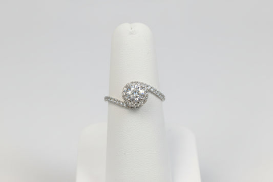 14k Yellow Gold LAB Round Twist Ring (Center Round DIAMOND 0.56CTR) Total 1.08CTW
