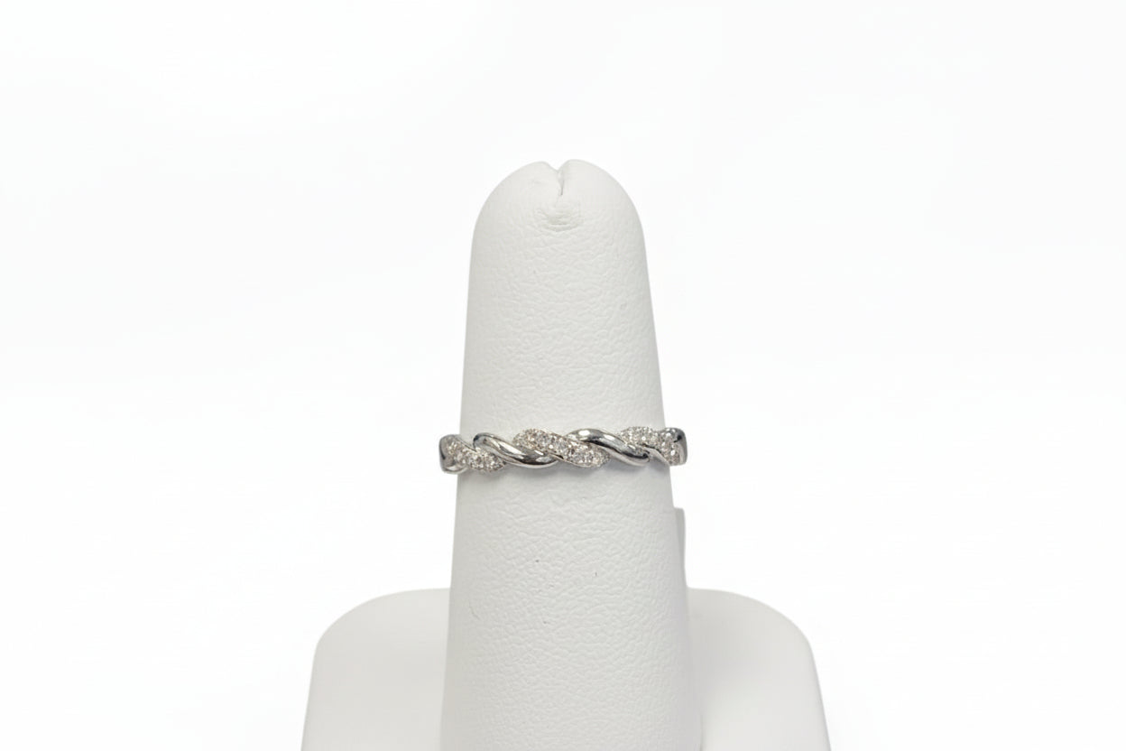 10k White Gold DIAMOND 0.10CTW Twist Ladies Band
