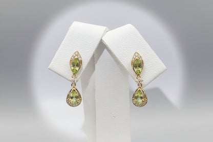 10k Yellow Gold Pear Peridot Dangly Earings DIAMOND 0.10CTW