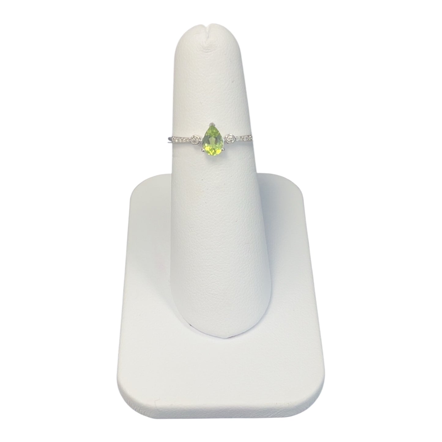 10k White Gold Pear Peridot DIAMOND 0.5CTW Ring