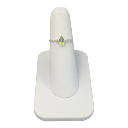 10k White Gold Pear Peridot DIAMOND 0.5CTW Ring