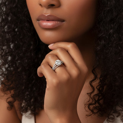 10k Yellow Gold  Cluster Oval DIAMOND 0.79CTW Ring