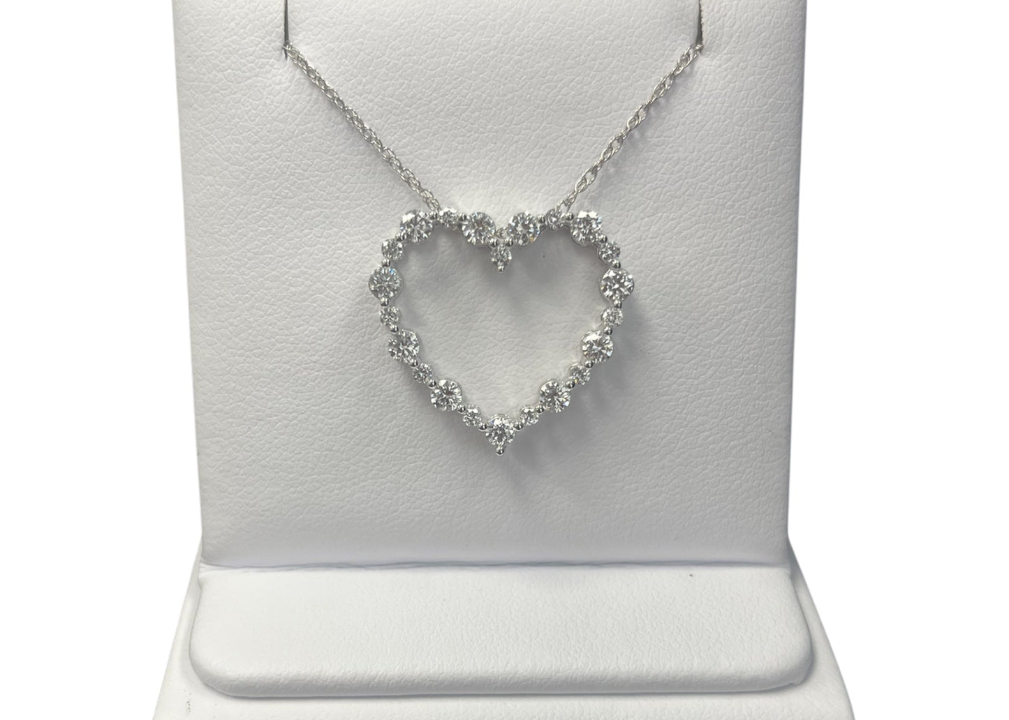10k White Gold LAB Heart Diamond 1.00CTW Necklace
