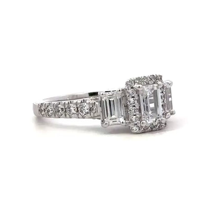 LADIES RING 2 1/2CT ROUND/EMERALD DIAMOND 14K WHITE GOLD (CENTER STONE EMERALD DIAMOND 1CT )